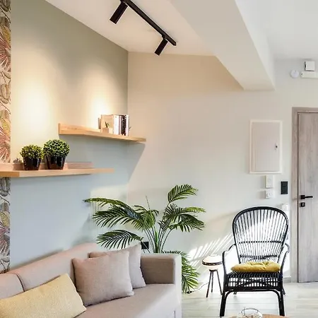 Apartment Dandelion